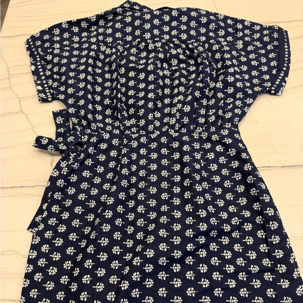 Ann Taylor Weekend Navy and White Floral Dress - Picture 9 of 13